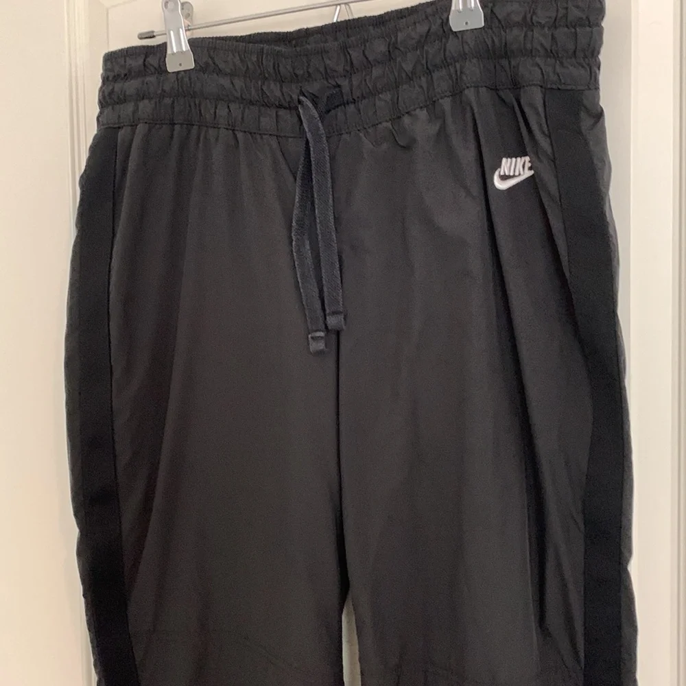 Nike Track pants - Picture 2 of 11